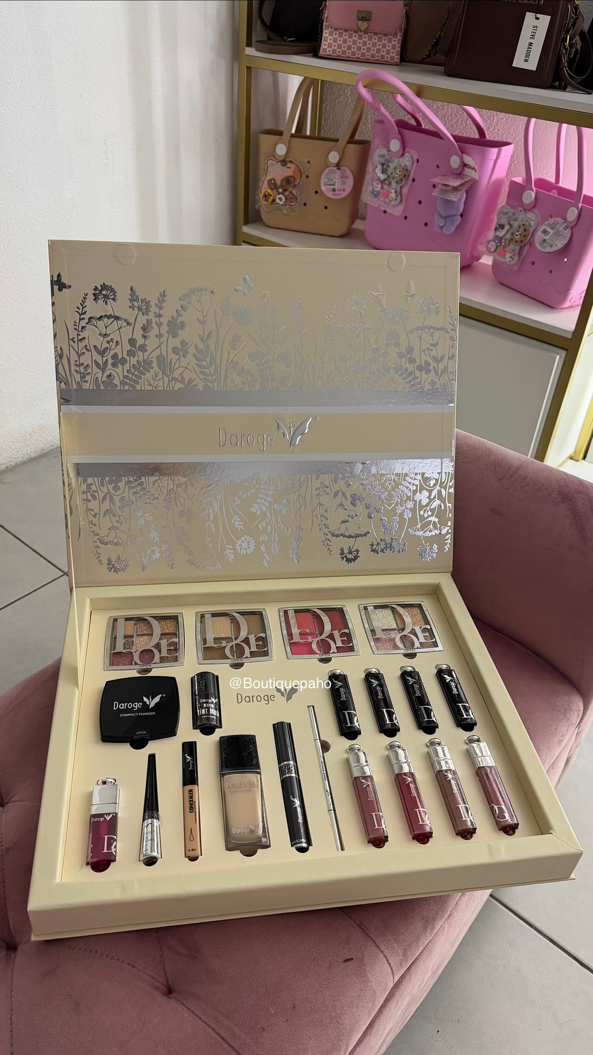 SET DE MAQUILLAJE DORAJE