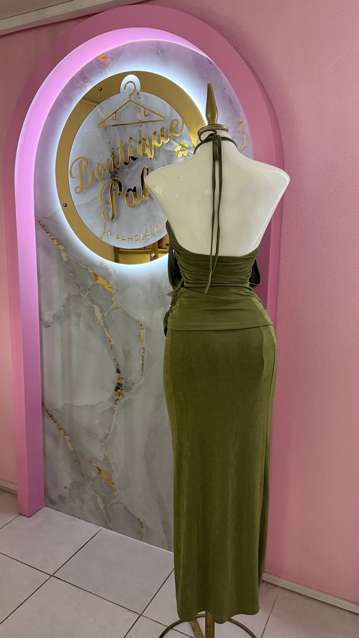 TRAJE DE DOS PIEZAS VERDE