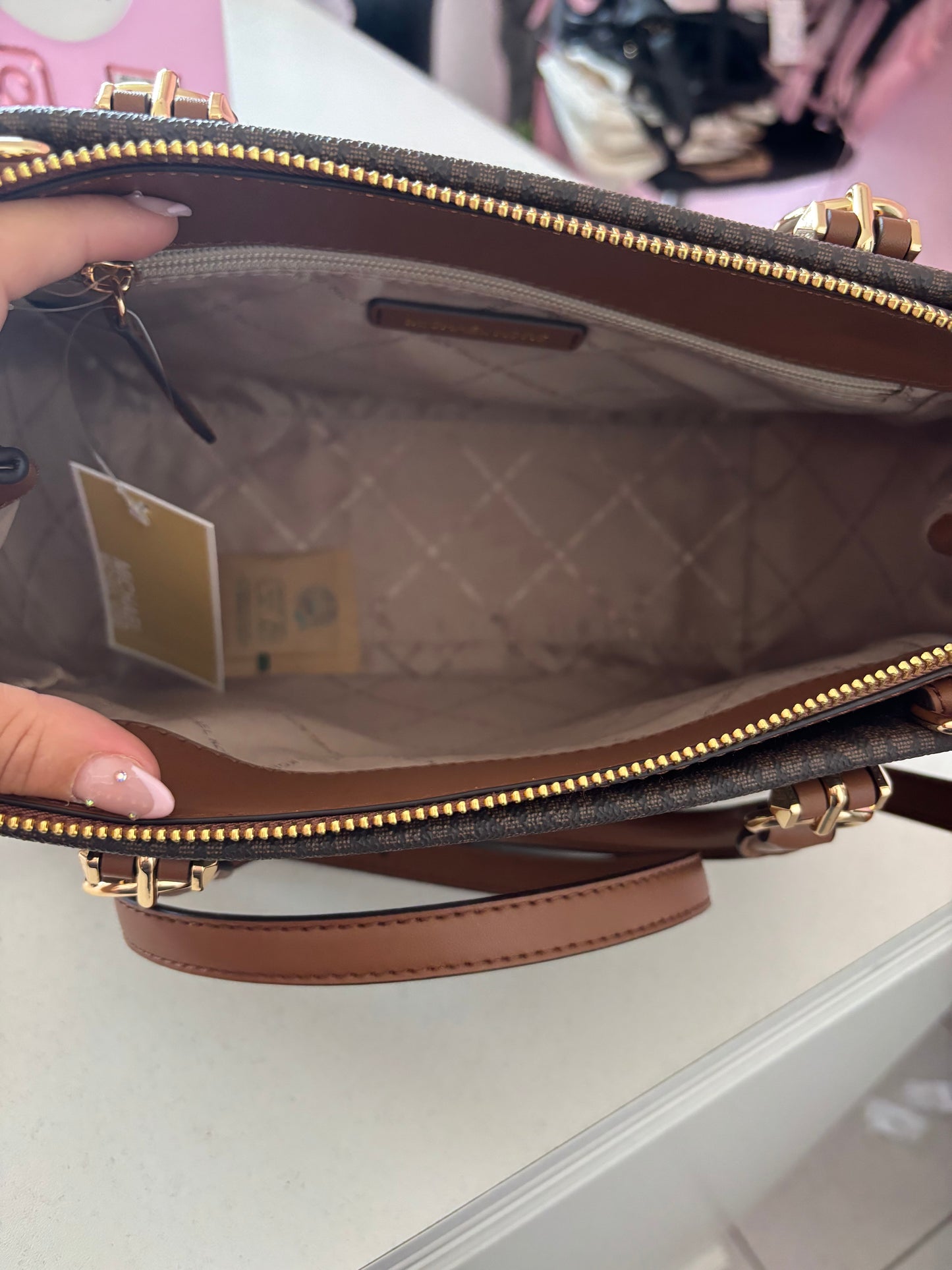 MICHEL KORS