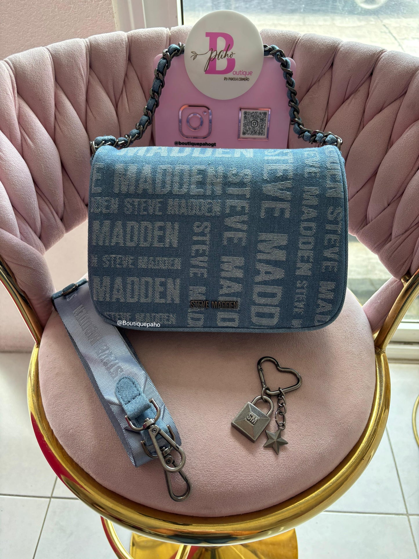 STEVE MADDEN DE LONA CON STRAP GRUESO Y CHARMS ORIGINAL