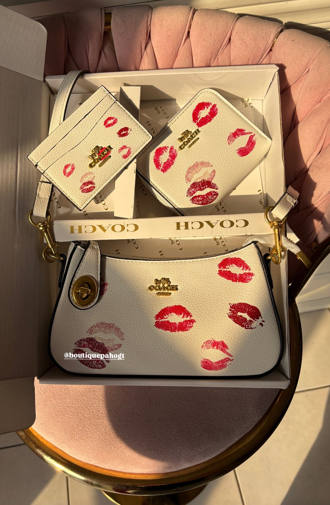 SET COACH DE BESOS DUPE