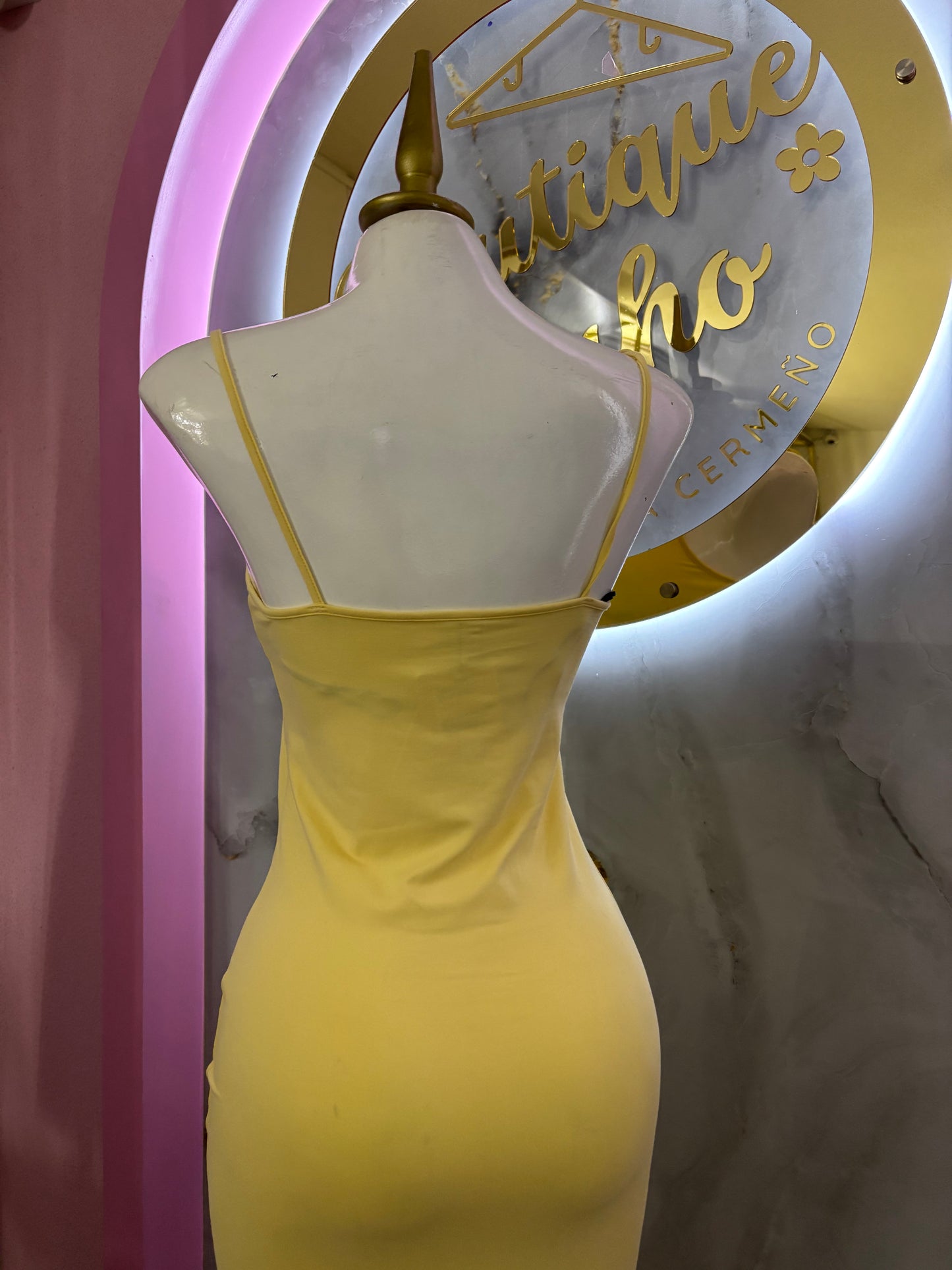 VESTIDO AMARILLO