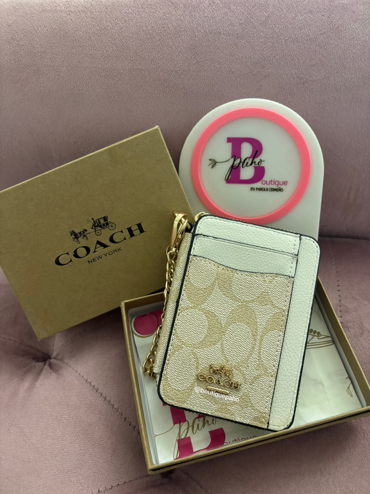 TARJETERO COACH BLANCA CON CADENA