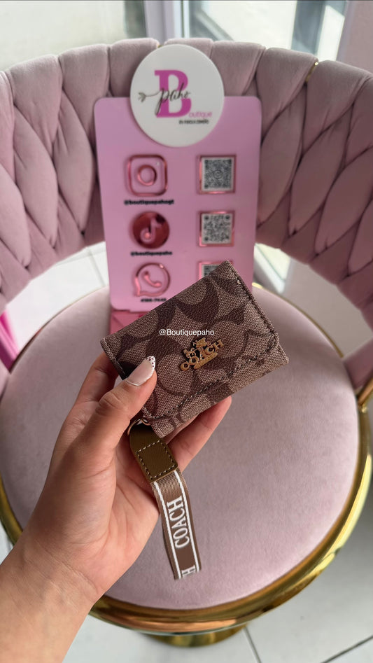 MONEDERO COACH CAFÉ DUPE