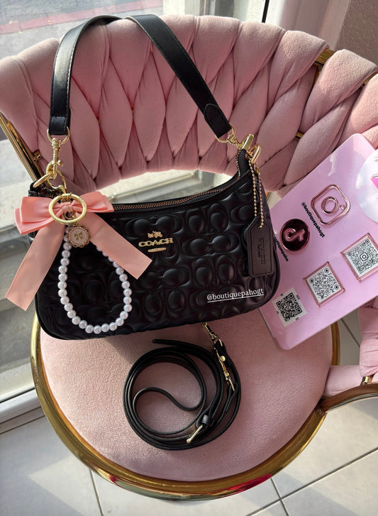 BOLSO COACH NEGRO CON TEXTURA DUPE