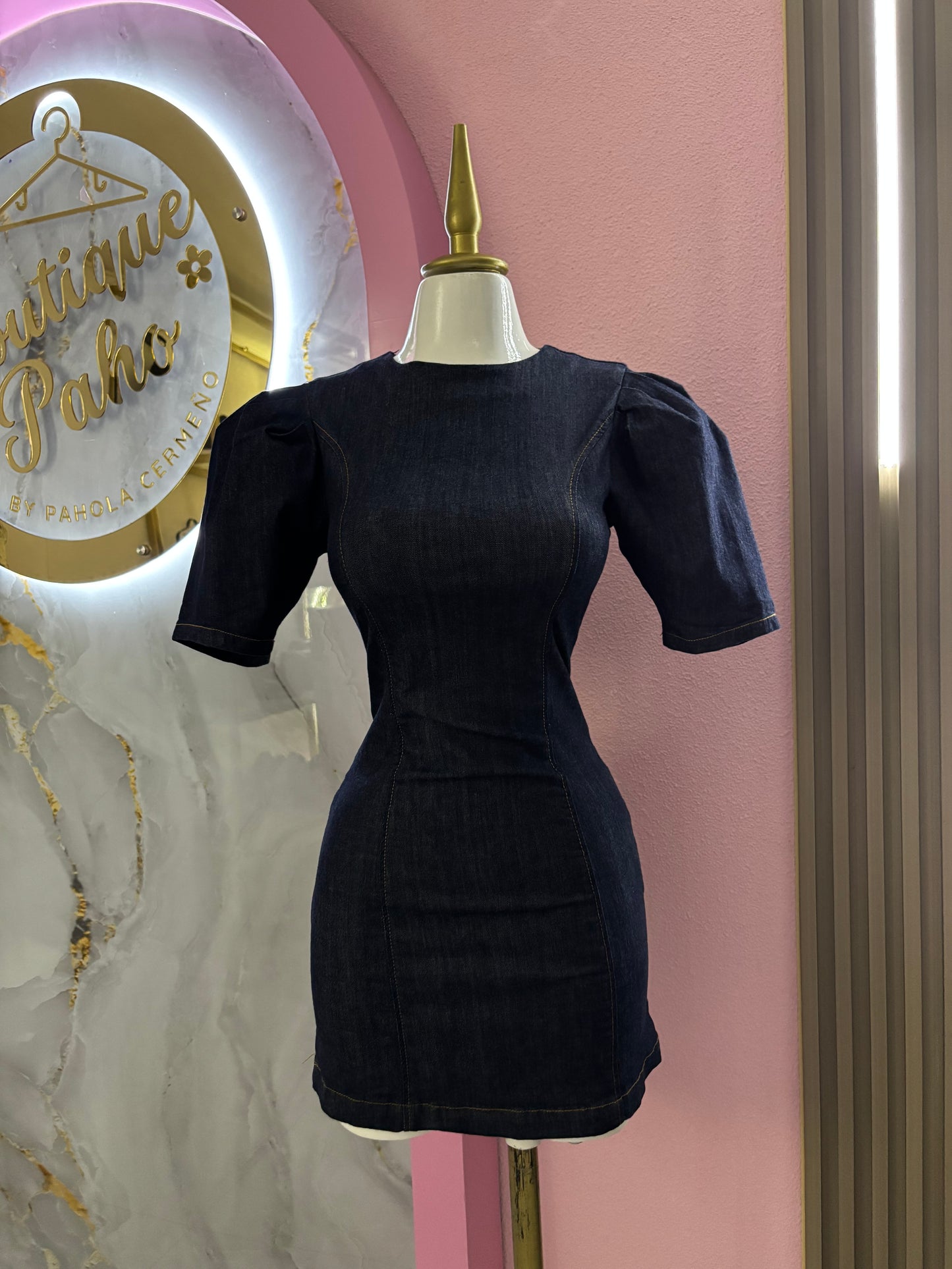 VESTIDO DE LONA MANGAS TIPO PRINCESA ZARA