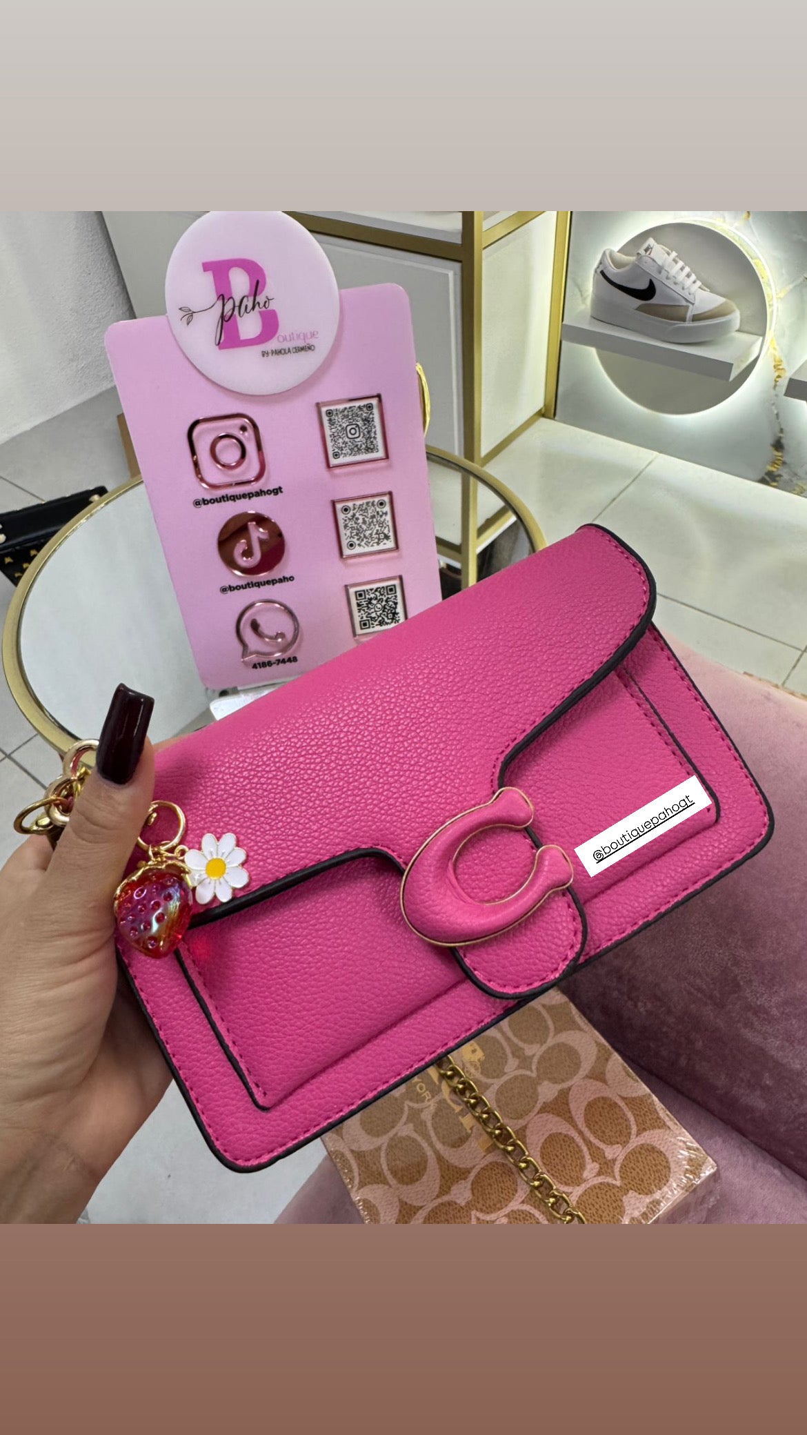 BOLSO COACH FUSCIA IMPORTADA