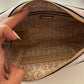 BOLSO CROSSBODY GUESS ROSA CON SÍMBOLO ? ORIGINAL