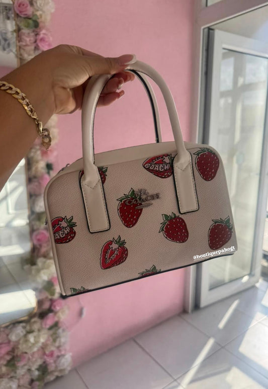 BOLSO COACH DE FRESAS DUPE