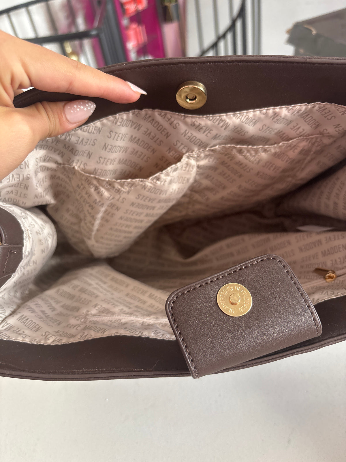 BOLSO STEVE MADDEN CON COLGANTE ORIGINAL