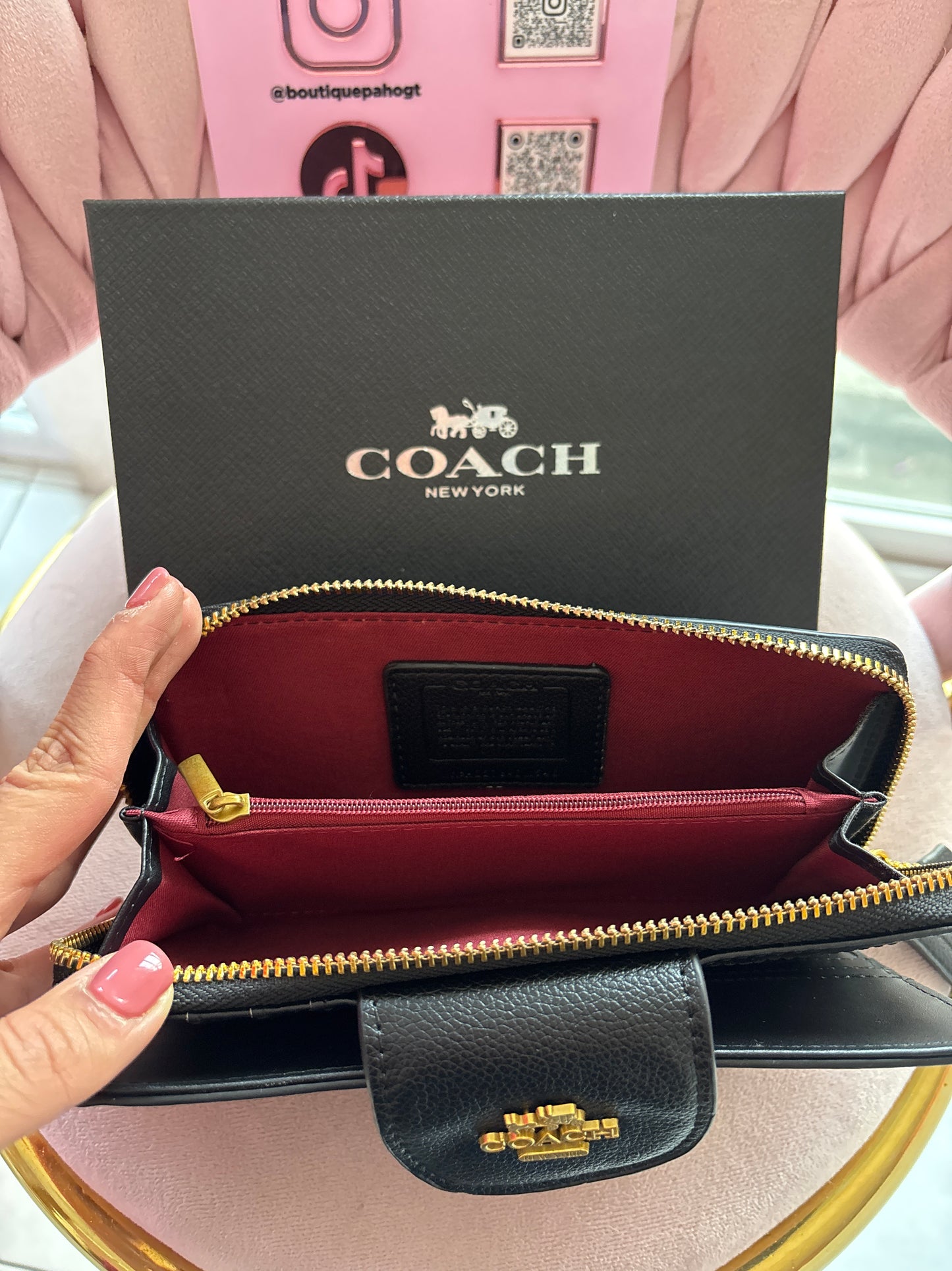 BILLETERA COACH NEGRA LISO