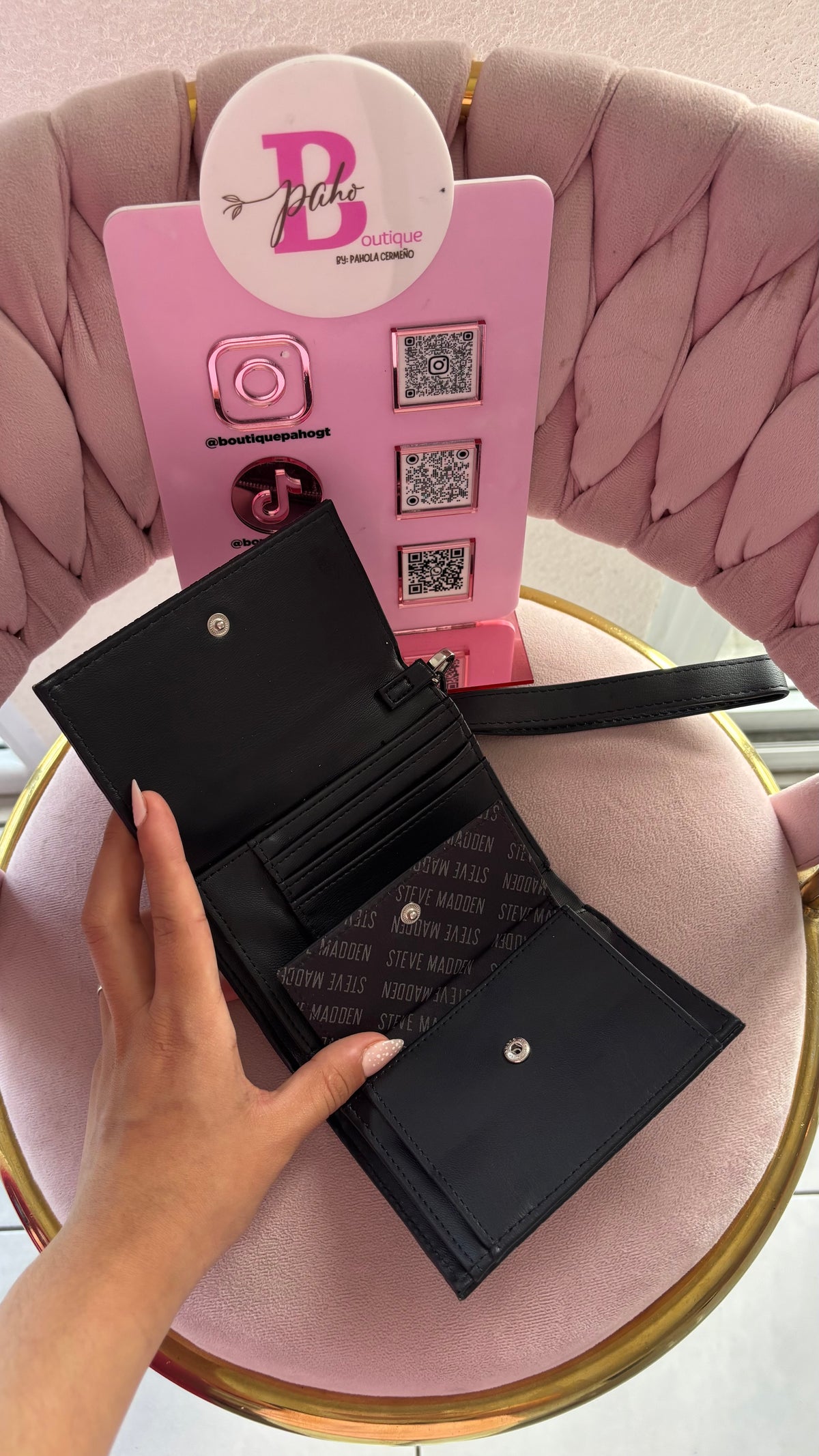 BILLETERA STEVE MADDEN MEDIANA CON TEXTURA NEGRA ORIGINAL