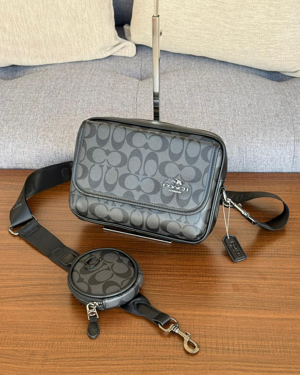 BANDOLERA COACH COLOR GRIS