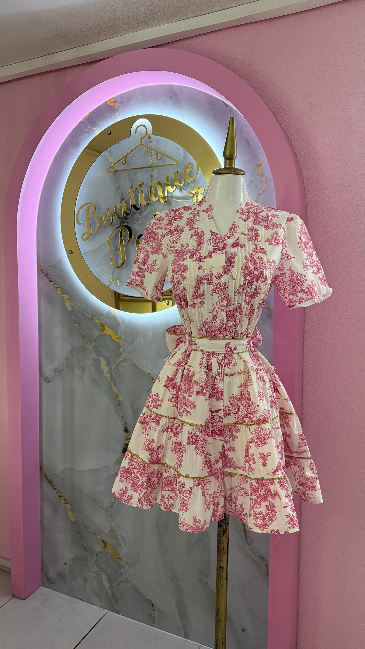 VESTIDO CORTO ROSADO