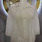 BLUSA CON DISEÑO ENCAJE BLANCA