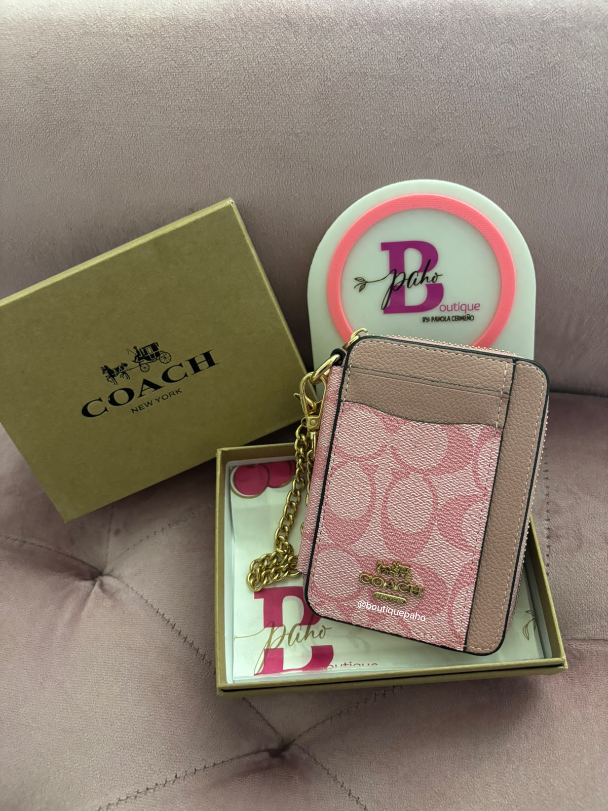 TARJETERO COACH ROSA CON CADENA