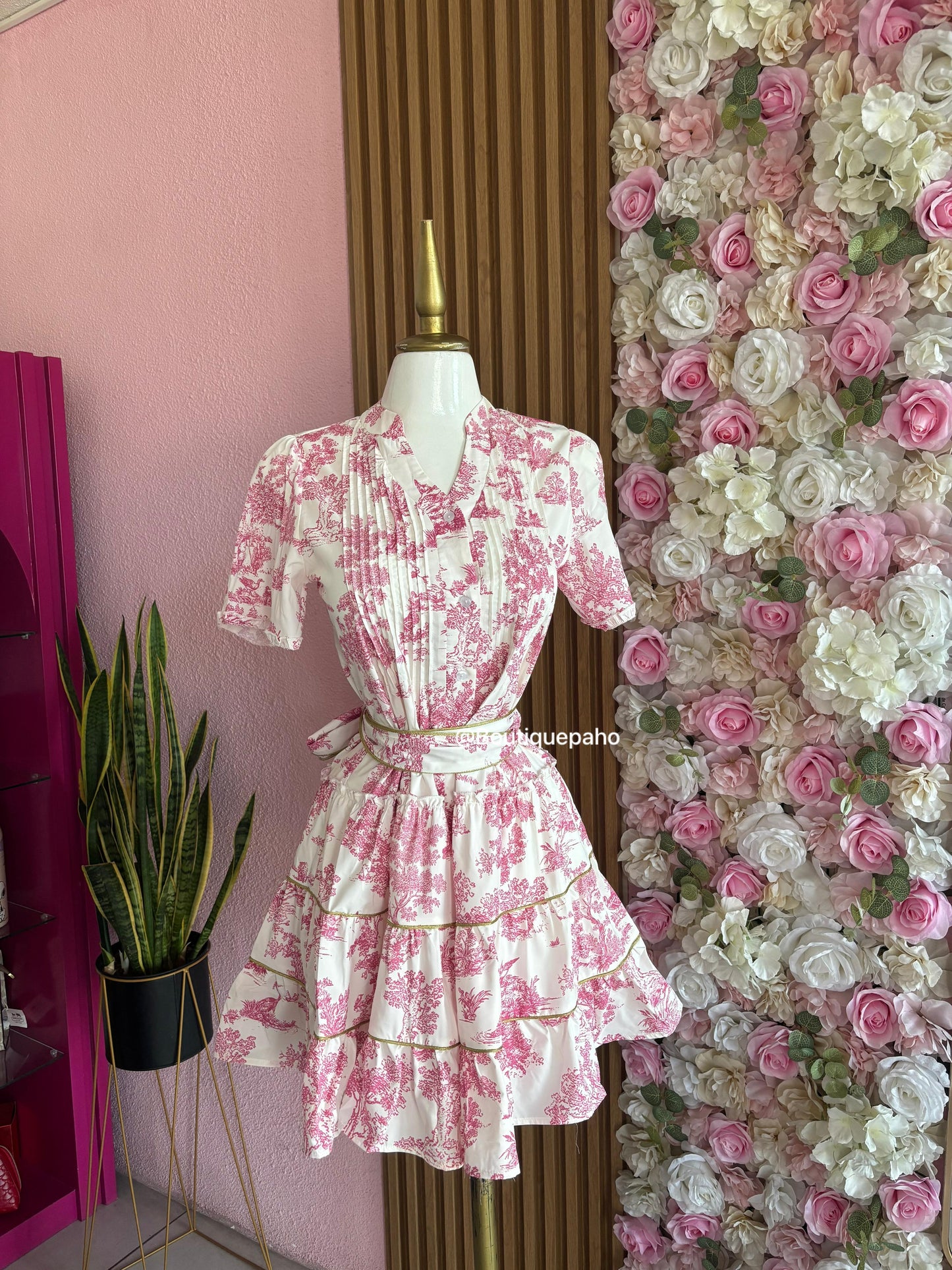 VESTIDO DE BOTONES ESTAMPADO ROSA