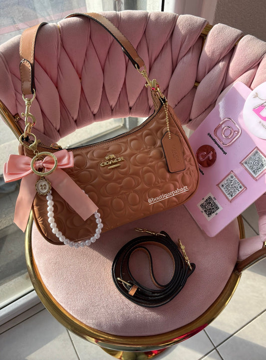 BOLSO COACH KAKHI CON TEXTURA DUPE