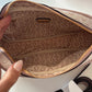 BOLSO CROSSBODY GUESS ROSA LETRAS DORADAS ORIGINAL