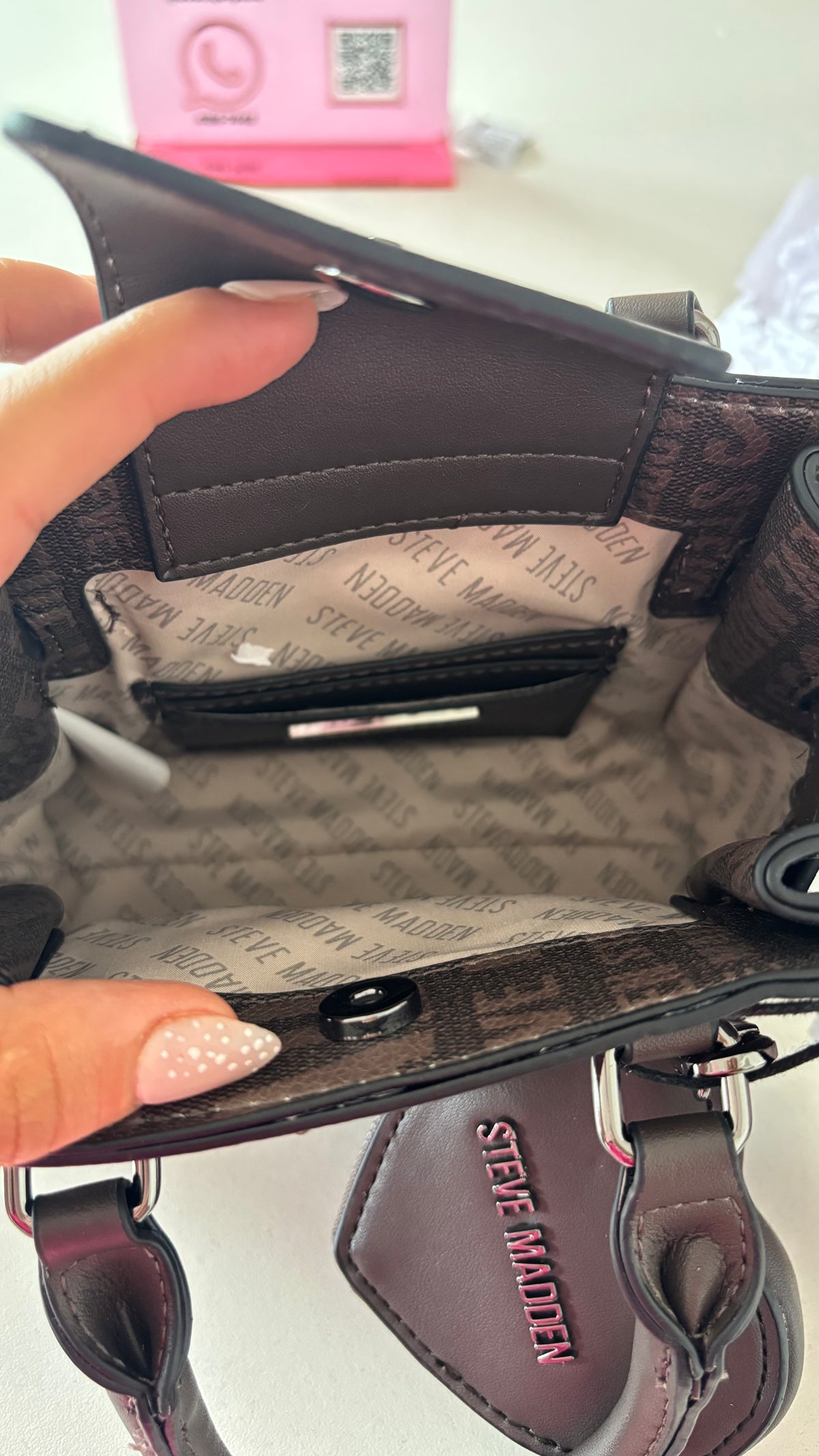 BOLSO CROSSBODY STEVE MADEN CON MONEDERO DE CORAZÓN