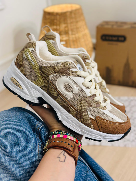 TENIS COACH BEIGE DUPE