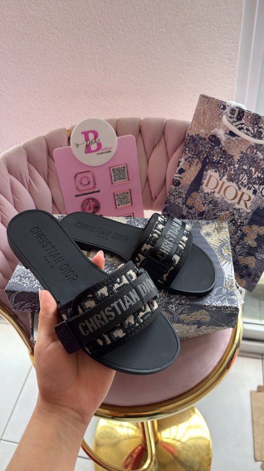 SANDALIAS CHRISTIAN DIOR AJUSTABLES NEGRAS DUPE