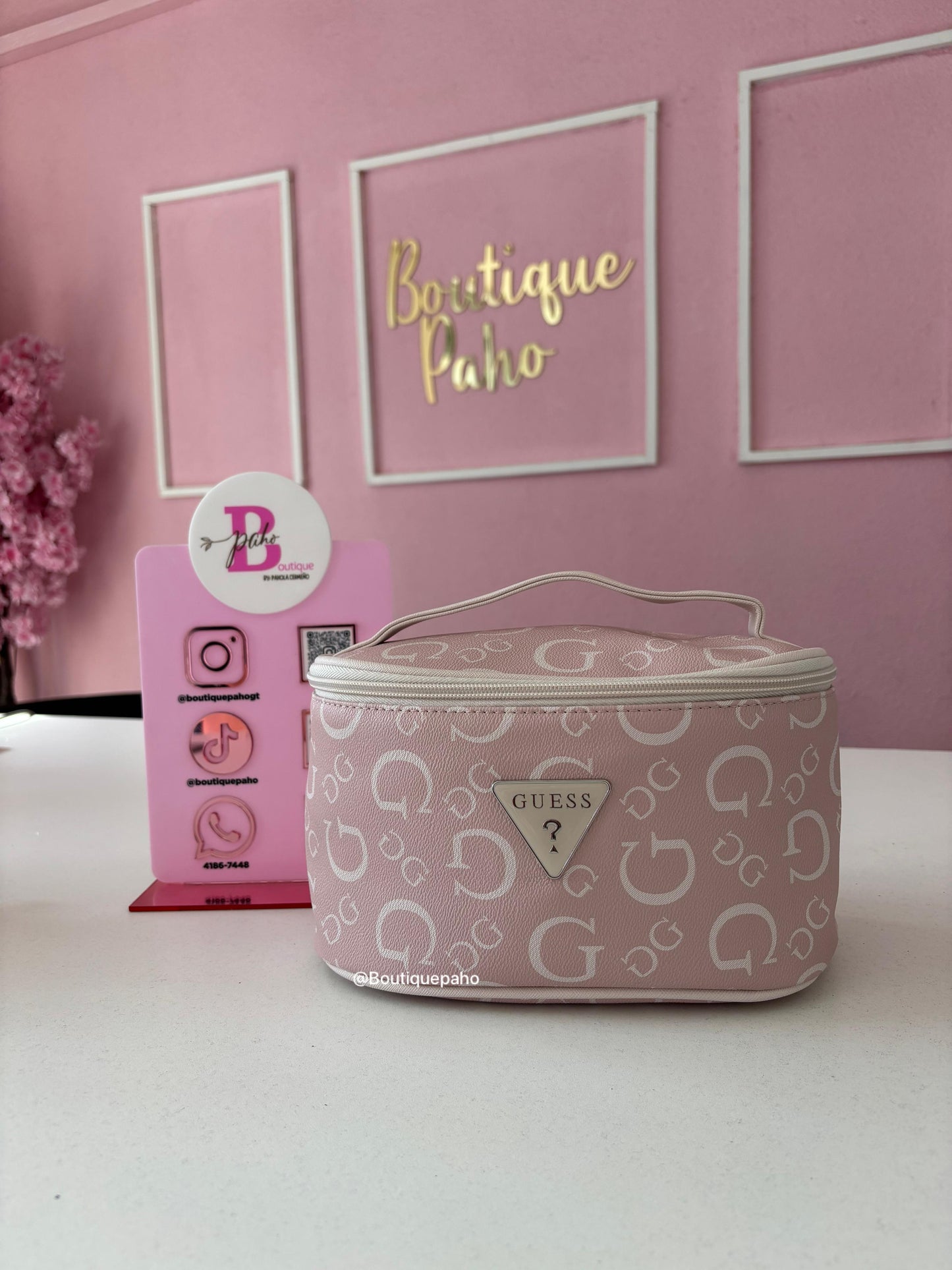 COSMETIQUERA GUESS COLOR ROSA ORIGINAL