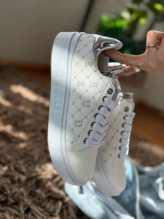 TENIS GUESS BLANCO PLATA DUPE